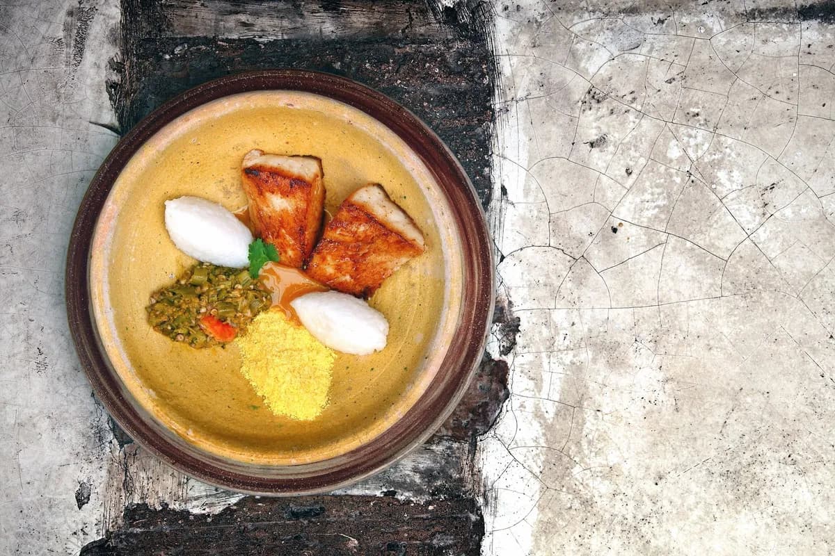 Les meilleurs restaurants africains à Paris : le guide par quartier et par pays