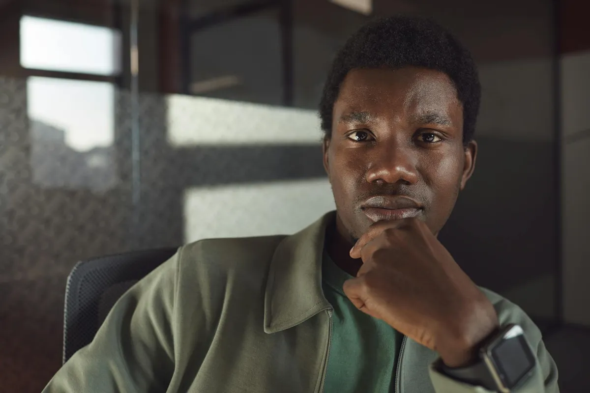 Mamadou Barry : L'Étoffe d'un Visionnaire de la Mode Africaine